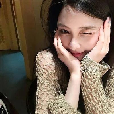 没有人强迫你爱你海报