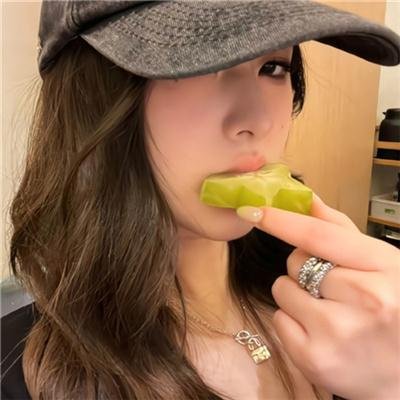 先下手为强海报